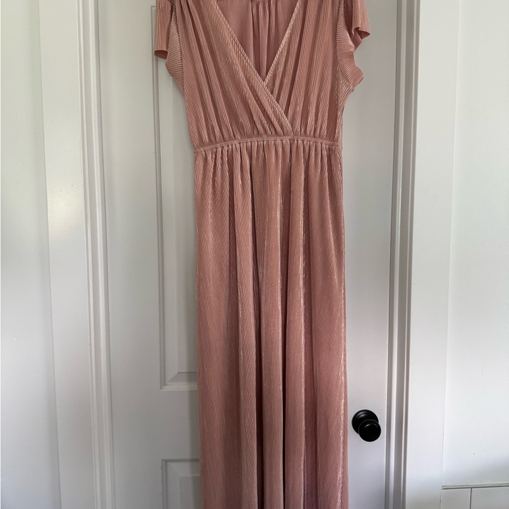 Elegant Pink Maxi Dress